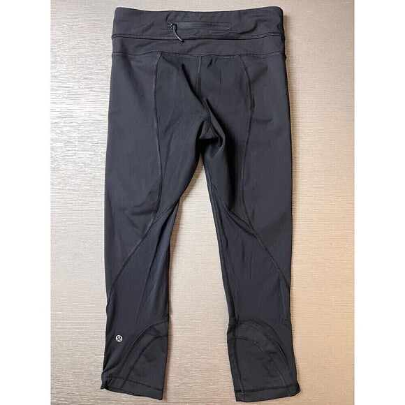 LULULEMON x SOULCYCLE Run Inspire Crop Pants Black Green Camo Skull Size 4 EUC - Picture 5 of 7